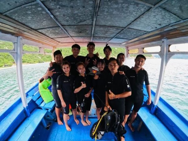 The dive team on the boat before the dive